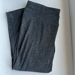 Tek Gear DryTek Midrise Capri Leggings